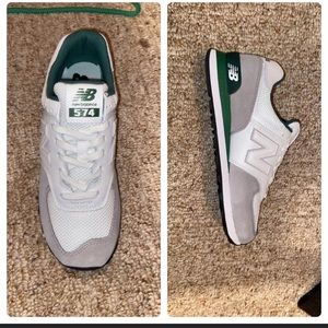 Men’s New Balance- never worn